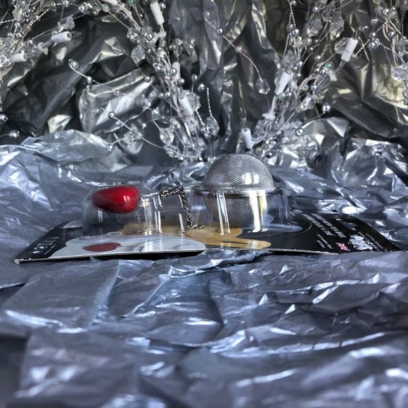 Brand New Steeped Tea Heart Charm Ball Infuser - Picture 2 of 5